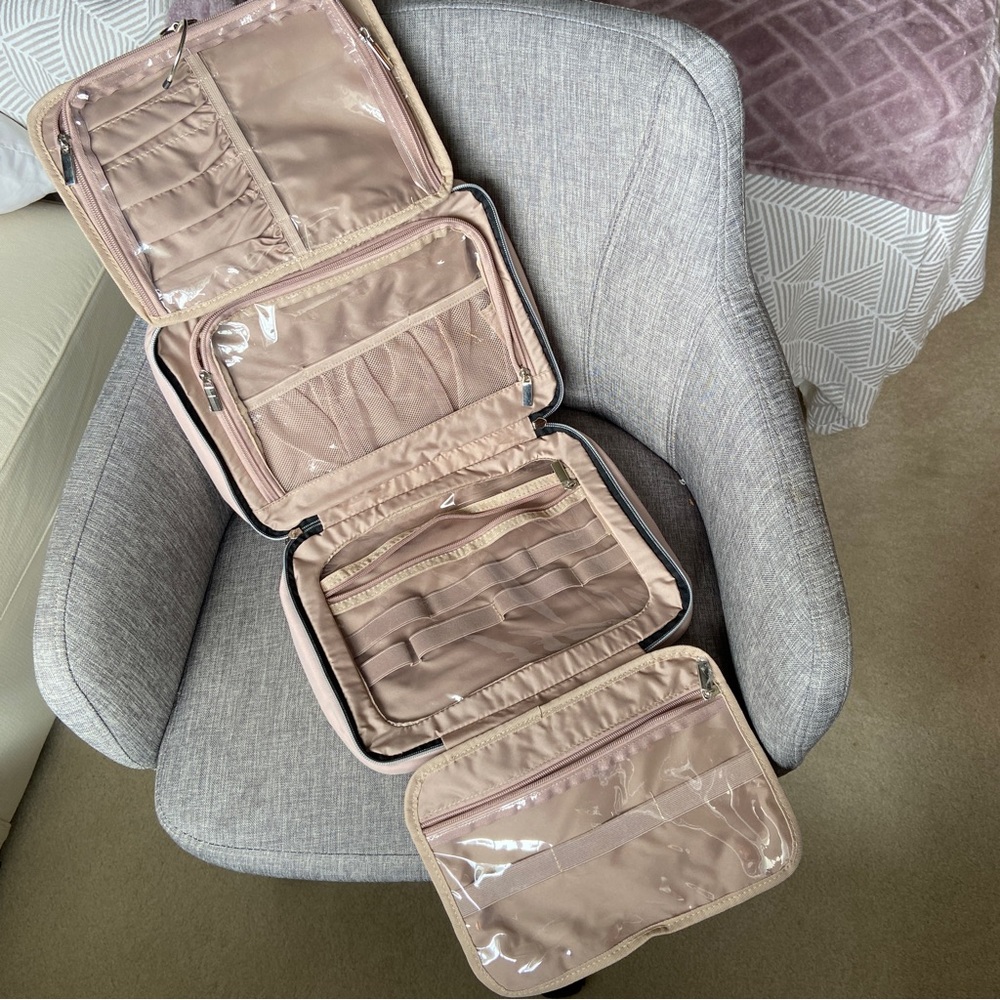 Toiletries Cosmetics Travel bag/case